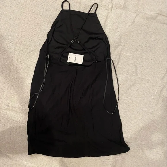 ✨ 3 for $20✨ FOREVER 21 Black Dress - Picture 2 of 7